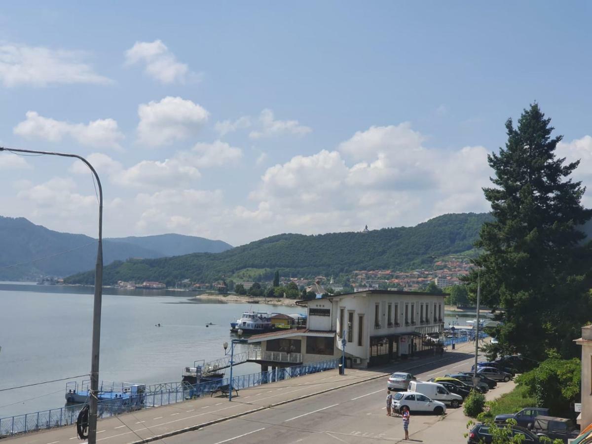 Orşova Apartament Denis 아파트 외부 사진