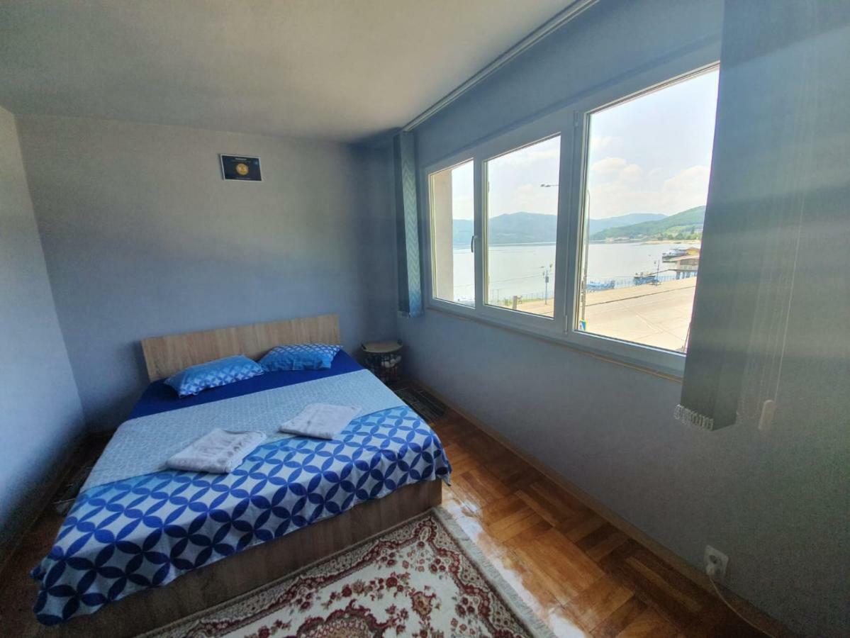 Orşova Apartament Denis 아파트 외부 사진